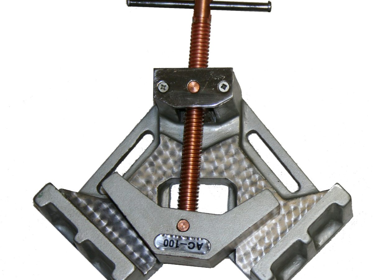 welding angle iron clamps on truck bed frame